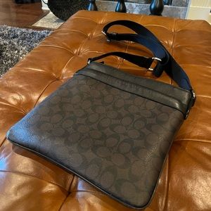 Coach Men’s Crossbody Black/Brown